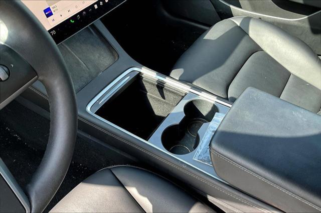 Photo of 2022  Tesla Model 3