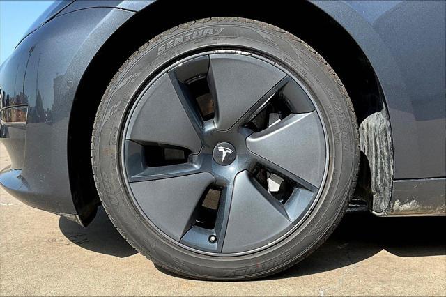 Photo of 2022  Tesla Model 3