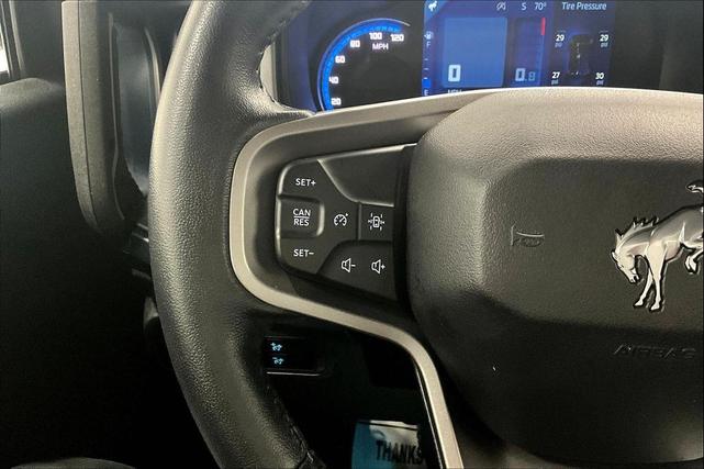 Photo of 2023 Velocity Blue Metallic Ford Bronco