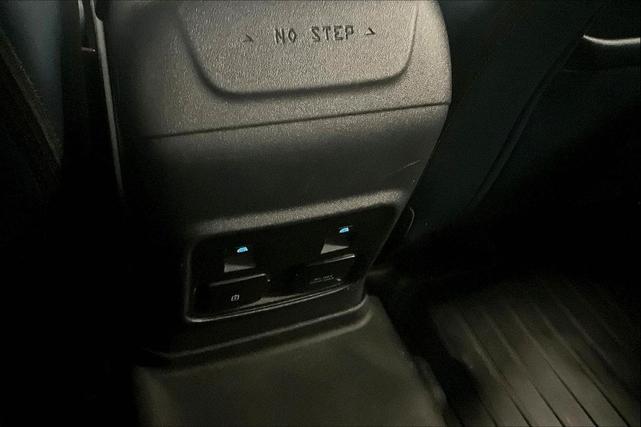 Photo of 2023 Velocity Blue Metallic Ford Bronco