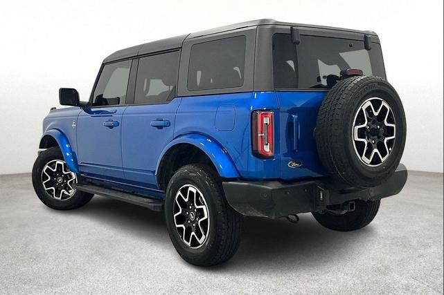 Photo of 2023 Velocity Blue Metallic Ford Bronco