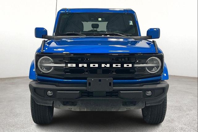 Photo of 2023 Velocity Blue Metallic Ford Bronco