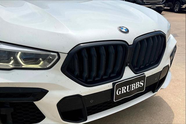 Photo of 2022 White BMW X6