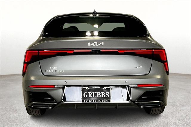 Photo of 2025 Steel Matte Gray Kia K5