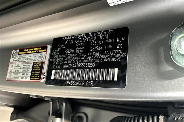 Photo of 2025 Steel Matte Gray Kia K5