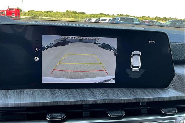 Photo of 2023 Glacial White Pearl Kia Telluride