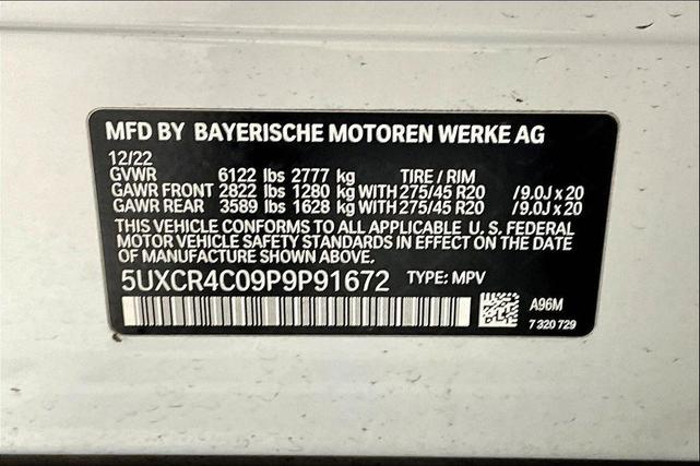 Photo of 2023 Mineral White Metallic BMW X5