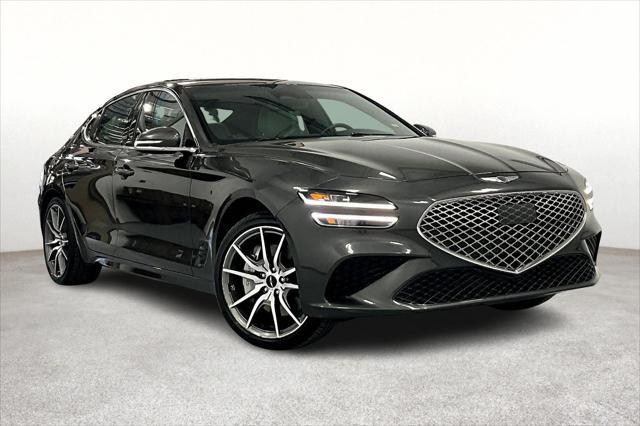Photo of 2024 Makalu Gray Genesis G70