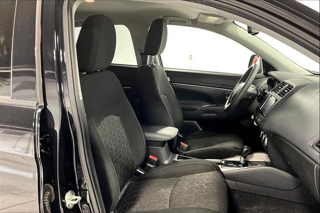 Photo of 2022 Labrador Black Pearl Mitsubishi Outlander Sport