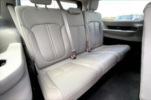 Photo of 2022 Bright White Clearcoat Jeep Wagoneer