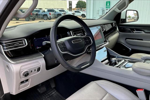 Photo of 2022 Bright White Clearcoat Jeep Wagoneer