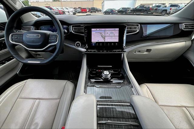 Photo of 2022 Bright White Clearcoat Jeep Wagoneer