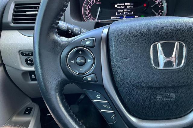 Photo of 2017 Modern Steel Metallic Honda Pilot