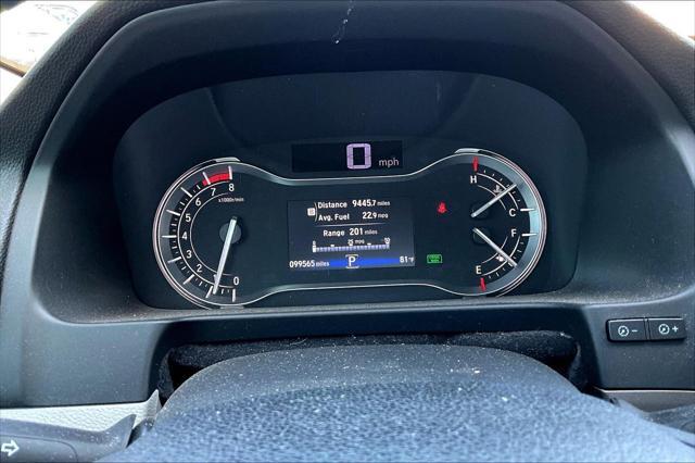 Photo of 2017 Modern Steel Metallic Honda Pilot