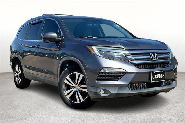 Photo of 2017 Modern Steel Metallic Honda Pilot