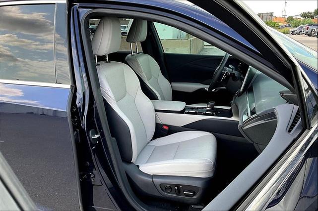 Photo of 2024 Nightfall Mica Lexus RX 350