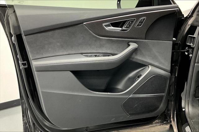 Photo of 2024 Mythos Black Metallic Audi SQ8