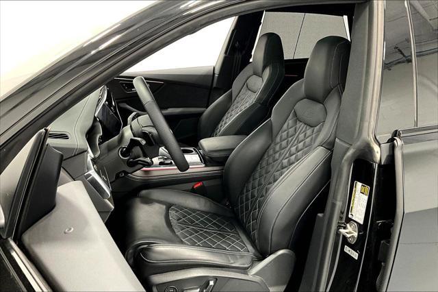 Photo of 2024 Mythos Black Metallic Audi SQ8