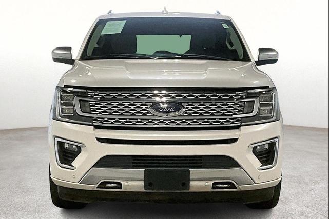 Photo of 2019 White Platinum Metallic Tri-Coat Ford Expedition