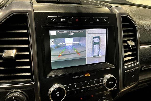 Photo of 2019 White Platinum Metallic Tri-Coat Ford Expedition