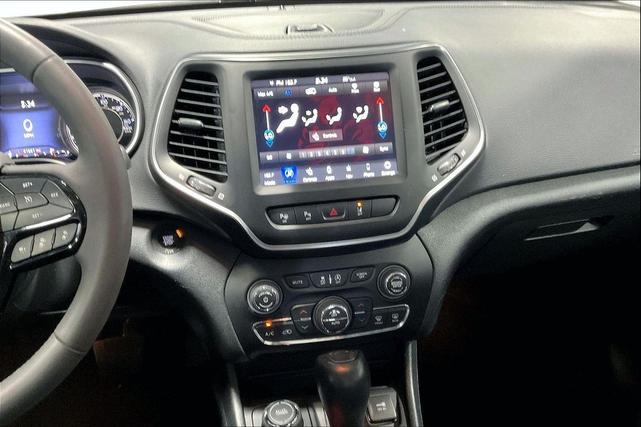 Photo of 2023 Sting-Gray Clearcoat Jeep Cherokee