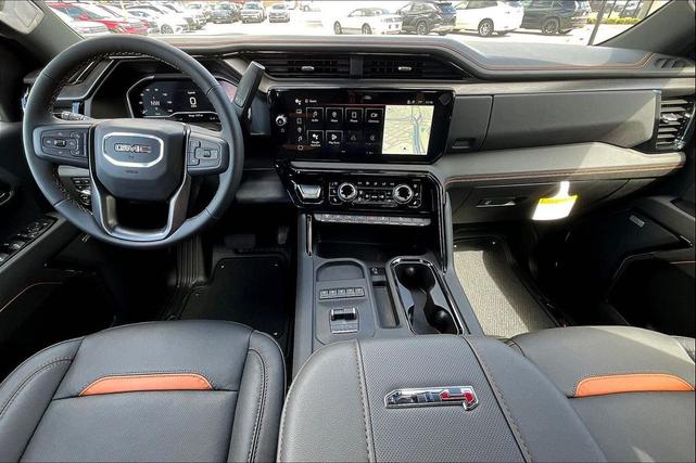 Photo of 2025 Summit White GMC Sierra 2500