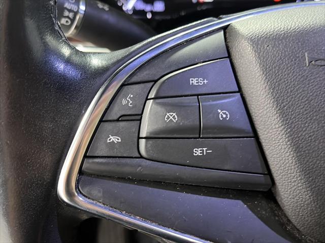 Photo of 2019 Stellar Black Metallic Cadillac XT5