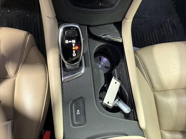 Photo of 2019 Stellar Black Metallic Cadillac XT5