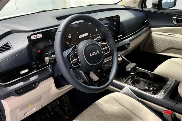 Photo of 2025  Kia Carnival