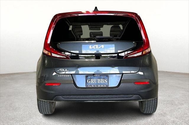 Photo of 2022 Gravity Gray Kia Soul