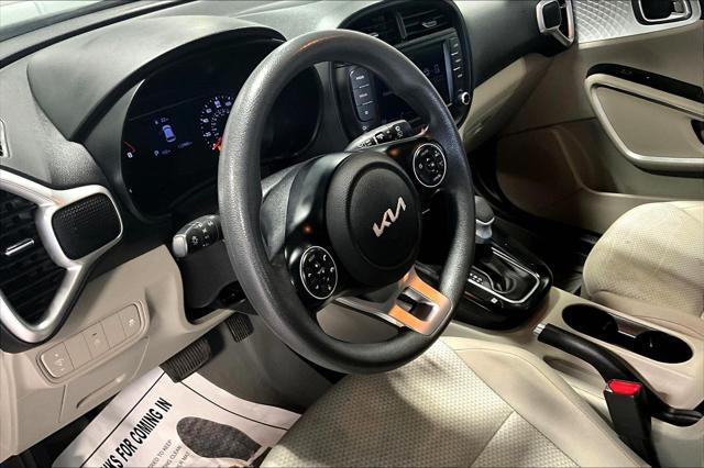 Photo of 2022 Gravity Gray Kia Soul