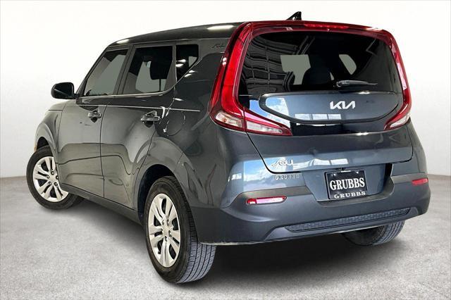 Photo of 2022 Gravity Gray Kia Soul