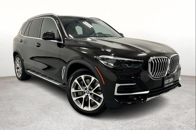 Photo of 2023 Jet Black BMW X5 PHEV