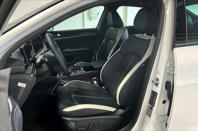 Photo of 2025  Kia K5