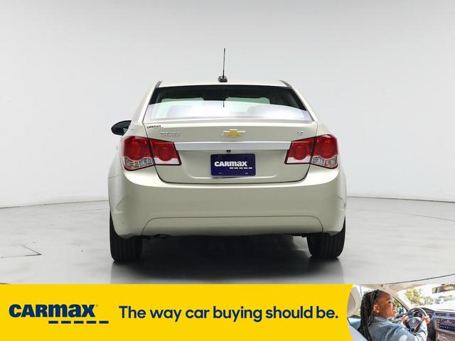 Photo of 2015 Gold Chevrolet Cruze