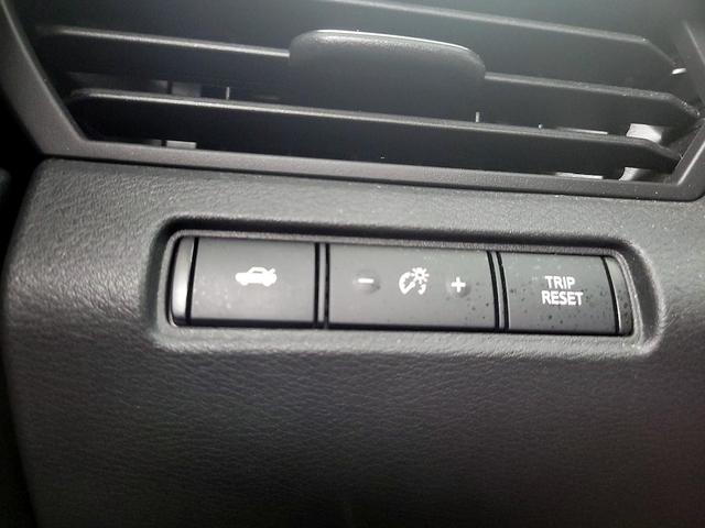 Photo of 2022 Black Nissan Altima
