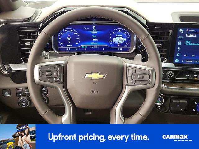 Photo of 2025 White Chevrolet Silverado 1500