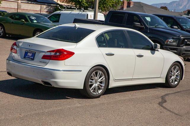 Photo of 2012 White Satin Pearl Hyundai Genesis