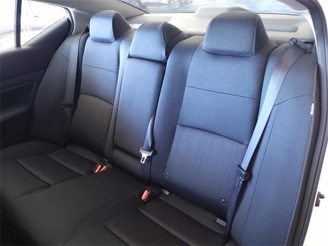 Photo of 2025 Glacier White Nissan Altima