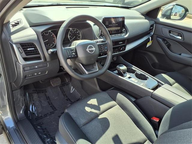 Photo of 2026 Gun Metallic Nissan Rogue
