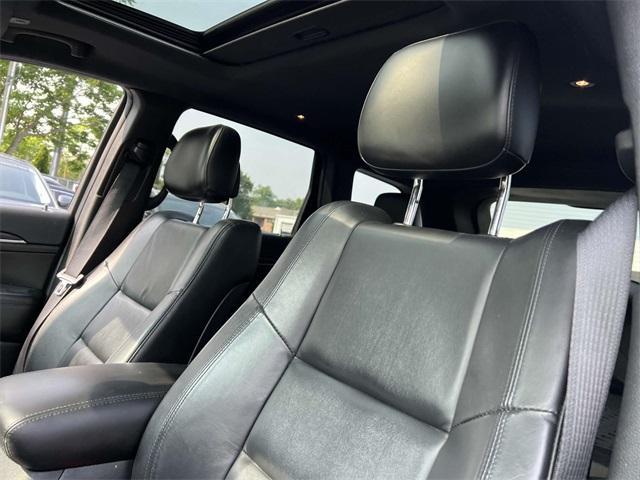 Photo of 2021 Diamond Black Jeep Grand Cherokee