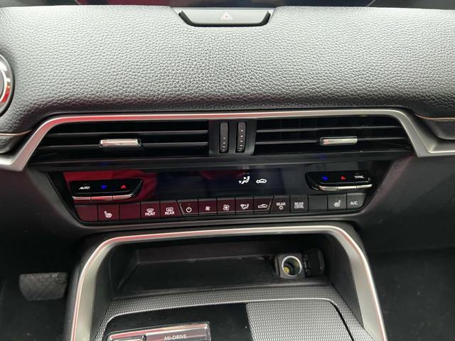 Photo of 2024 Jet Black Mica Mazda CX-90 PHEV