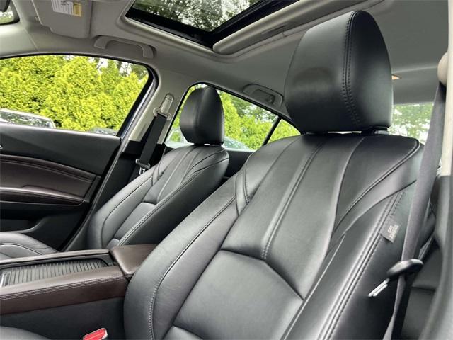 Photo of 2018 Deep Crystal Blue Mica Mazda Mazda3