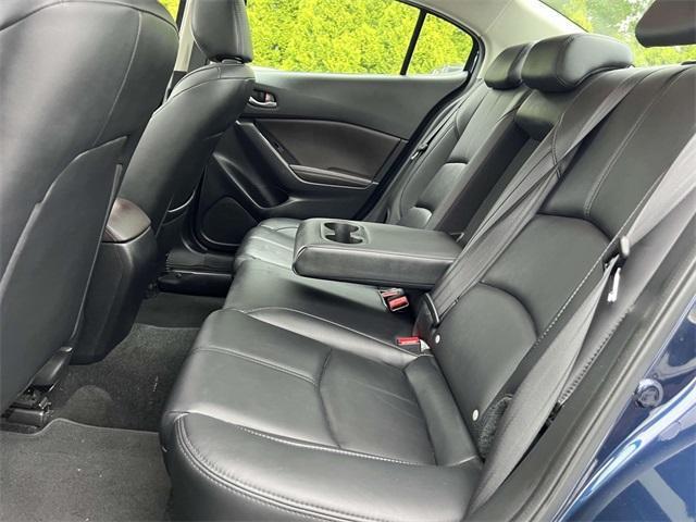Photo of 2018 Deep Crystal Blue Mica Mazda Mazda3