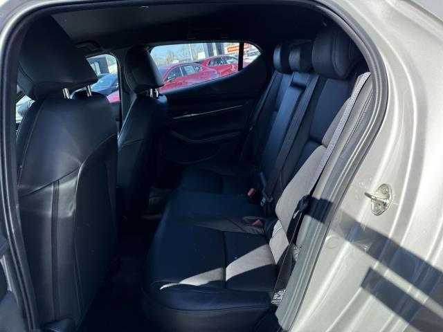 Photo of 2025 Platinum Quartz Metallic Mazda Mazda3