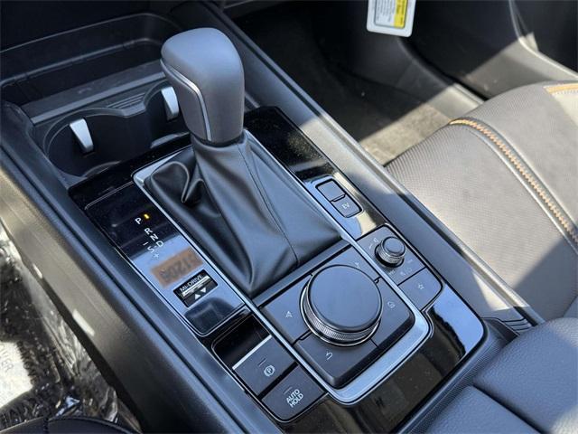 Photo of 2025 Pearl Mazda CX-50 Hybrid