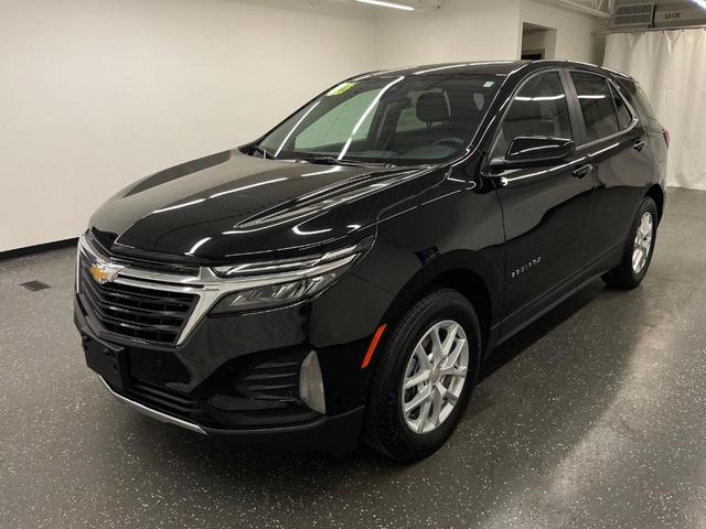 Photo of 2024 Mosaic Black Metallic Chevrolet Equinox