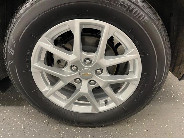 Photo of 2024 Mosaic Black Metallic Chevrolet Equinox