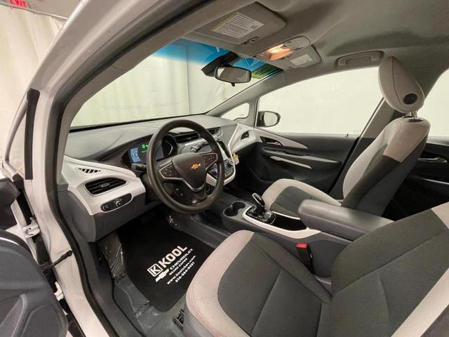 Photo of 2018 Summit White Chevrolet Bolt EV