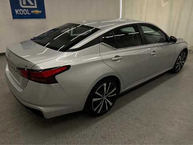 Photo of 2022 Brilliant Silver Metallic Nissan Altima